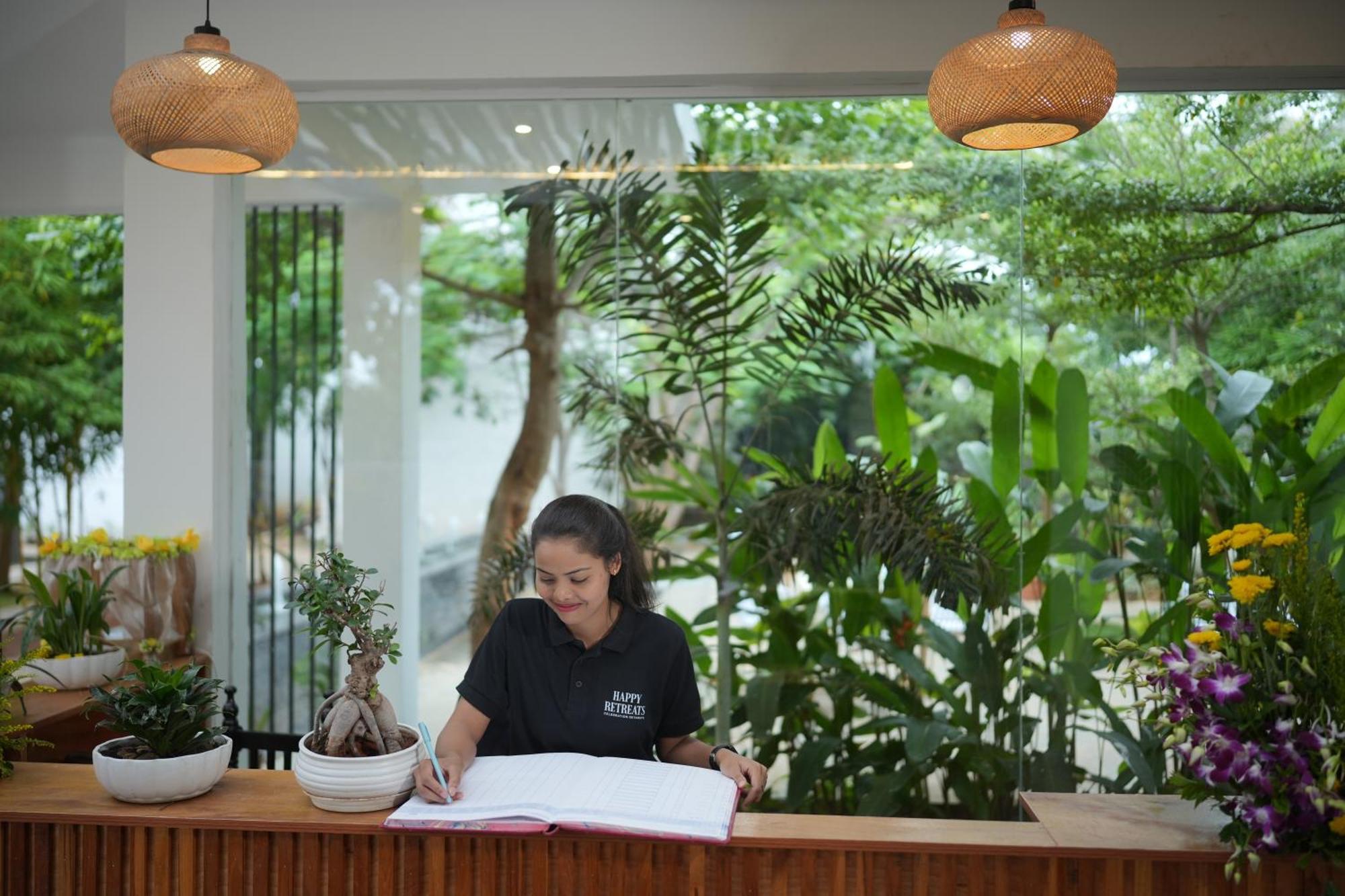 Happy Retreats - Kai Hotel Chik Ballāpur Exterior photo